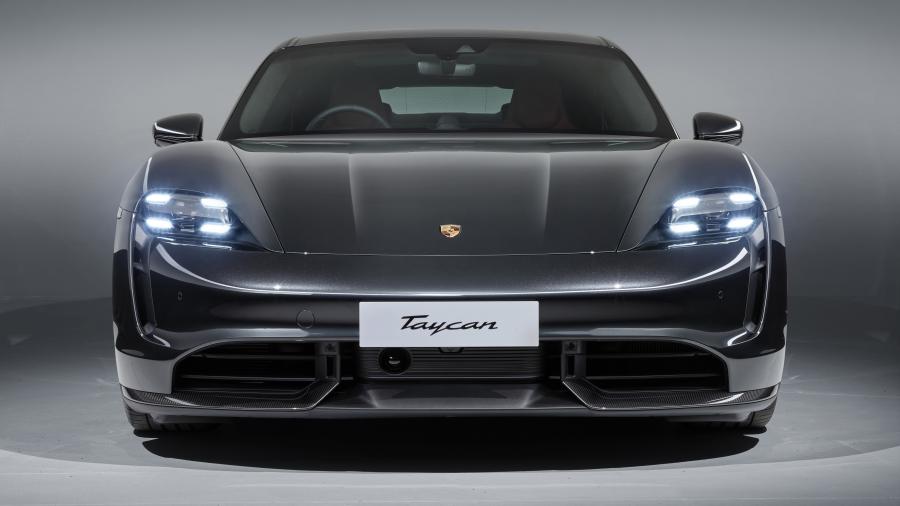  Porsche Taycan Turbo S 2020 года  (AU) (фото 10 из 30)